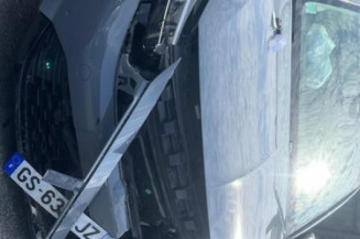 Feu arriere stop central OPEL CORSA F