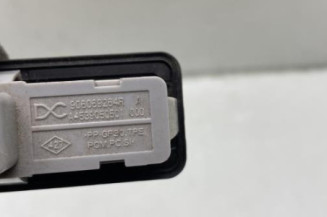Bouton de coffre RENAULT CLIO 5