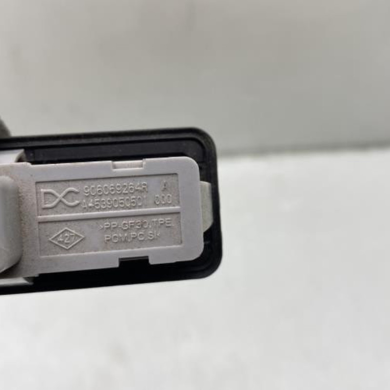 Bouton de coffre RENAULT CLIO 5 Photo n°4
