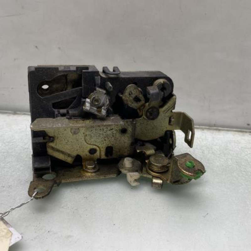 Serrure avant droit RENAULT MASTER 2 Photo n°2