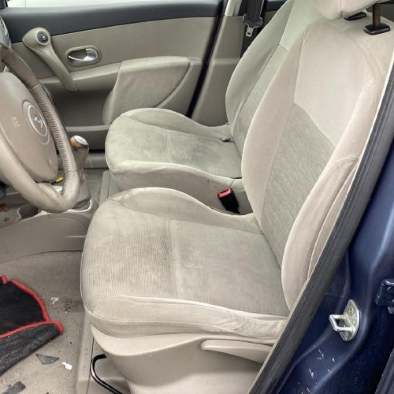 Boitier air bag RENAULT CLIO 3 Photo n°14