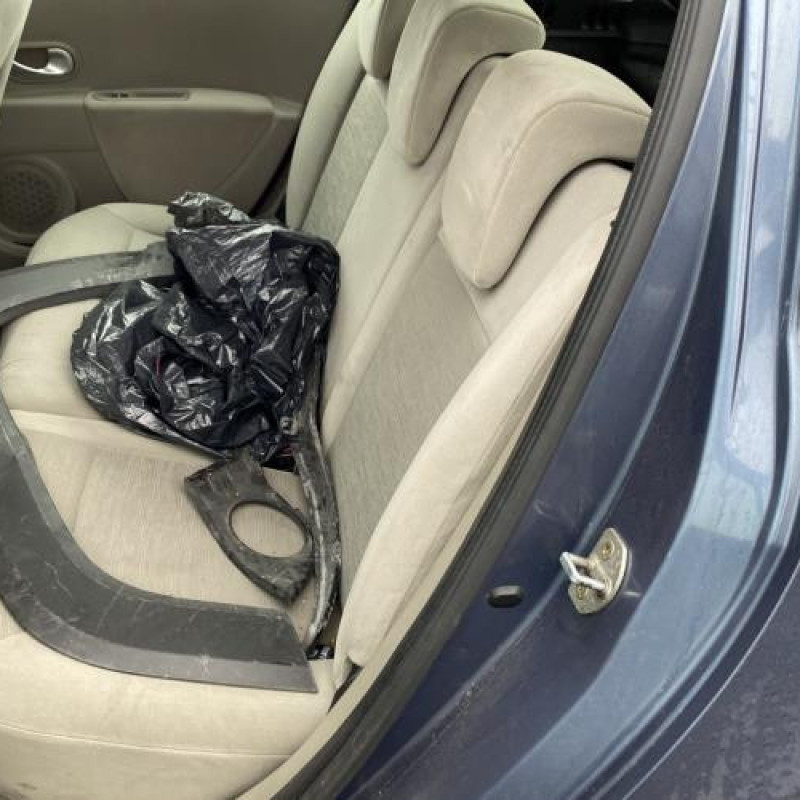 Boitier air bag RENAULT CLIO 3 Photo n°15