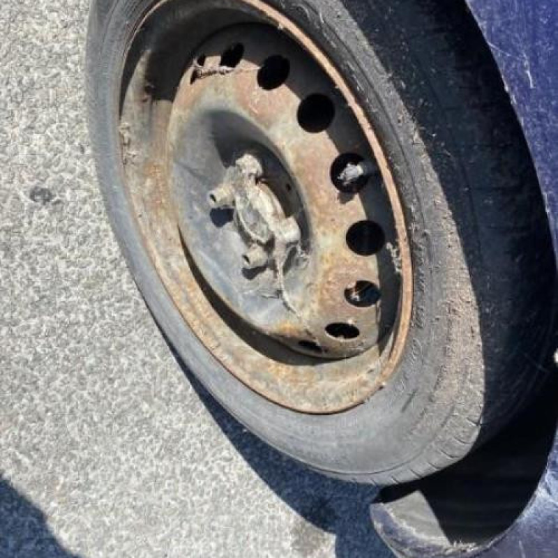 Pedale d'embrayage RENAULT CLIO 3 Photo n°16