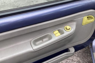 Interrupteur de leve vitre avant droit RENAULT TWINGO 1