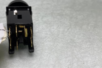 Bouton de warning PEUGEOT 106
