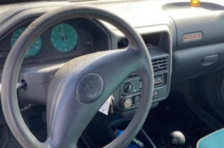 Bouton de warning PEUGEOT 106