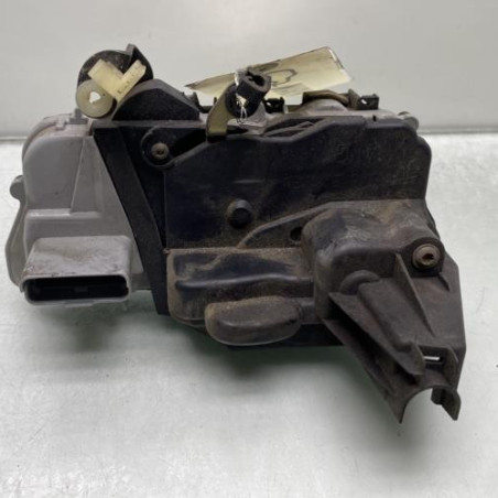 Serrure avant gauche PEUGEOT 307