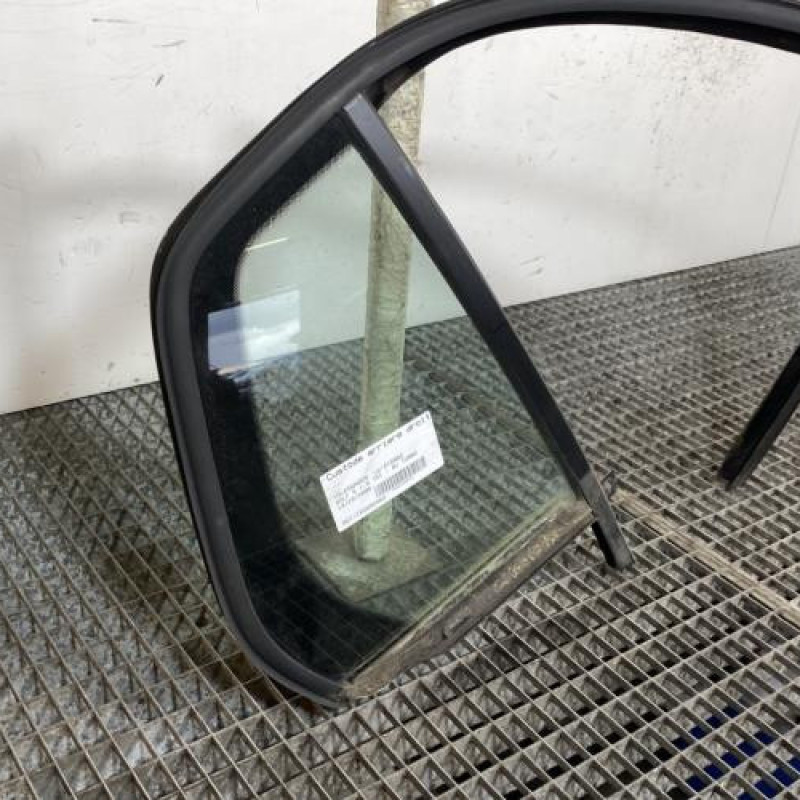 Custode arriere droit (porte) VOLKSWAGEN GOLF 5 Photo n°2