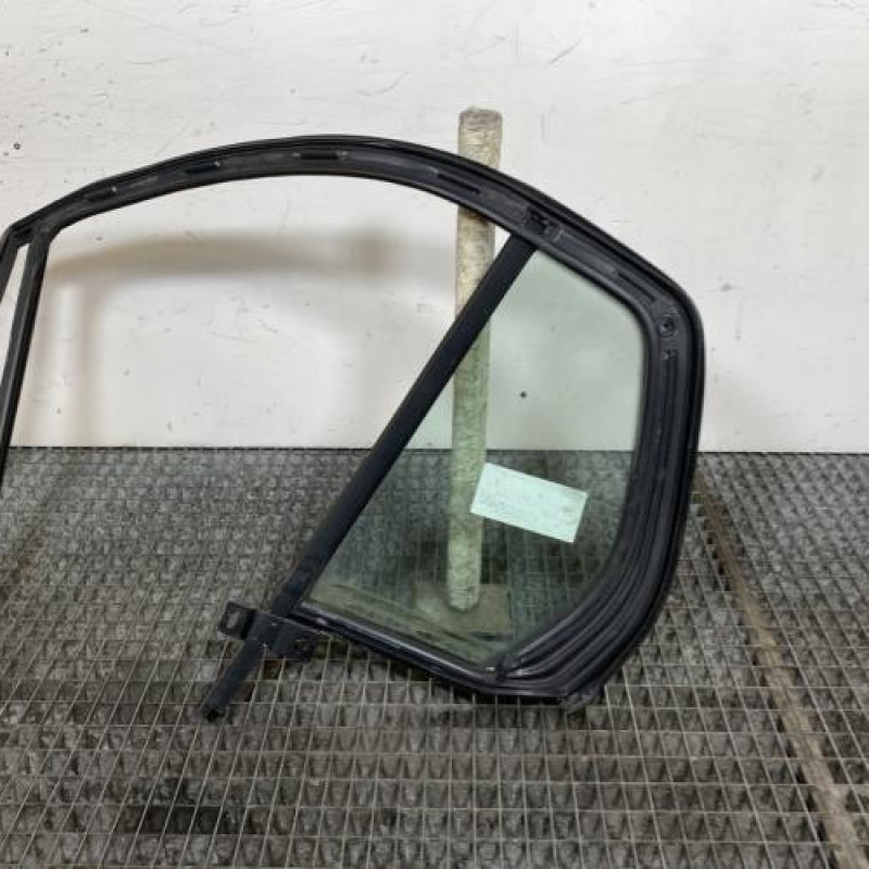 Custode arriere droit (porte) VOLKSWAGEN GOLF 5 Photo n°4