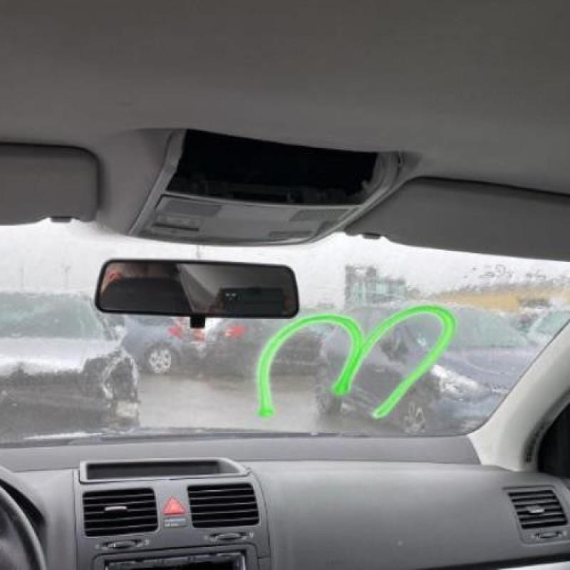 Vitre arriere droit VOLKSWAGEN GOLF 5 Photo n°9