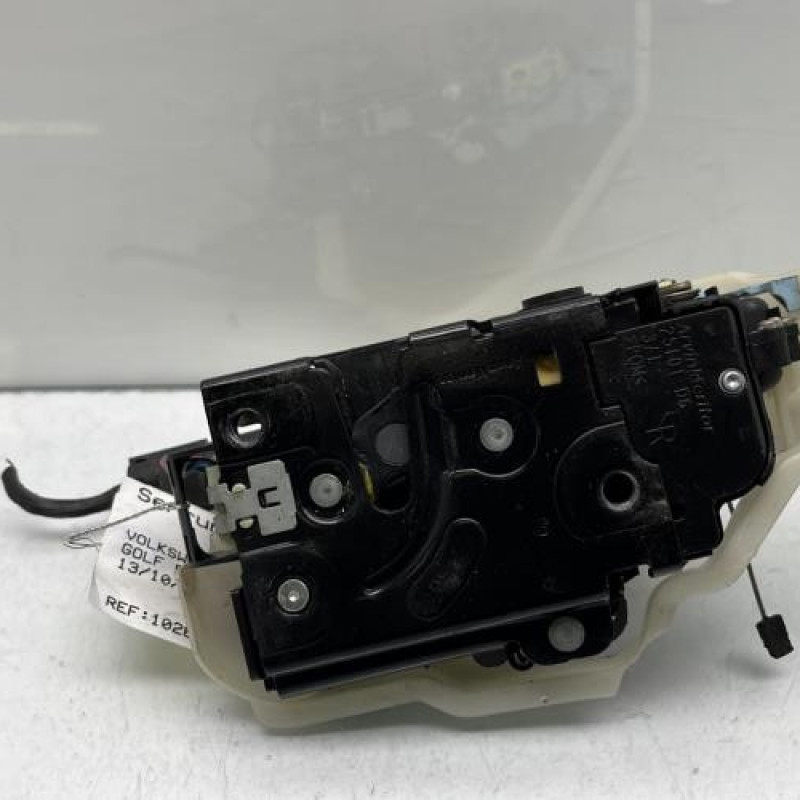 Serrure arriere droit VOLKSWAGEN GOLF 5 Photo n°4