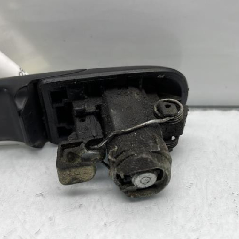 Poignee porte avant droit VOLKSWAGEN POLO 3 Photo n°3