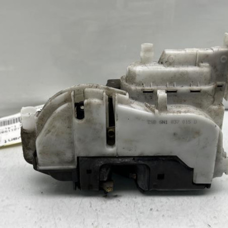 Serrure avant gauche VOLKSWAGEN POLO 3