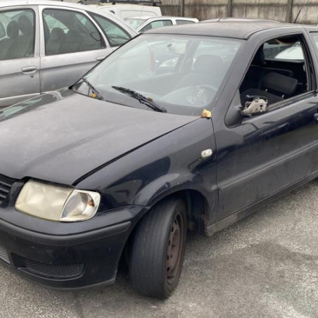 Capot VOLKSWAGEN POLO 3 Photo n°1