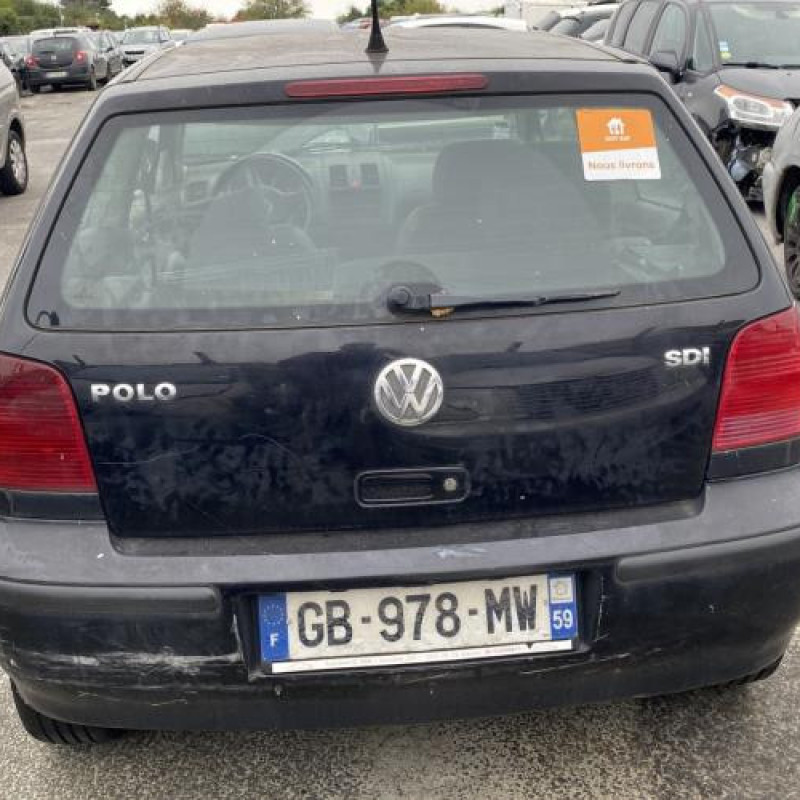 Capot VOLKSWAGEN POLO 3 Photo n°5