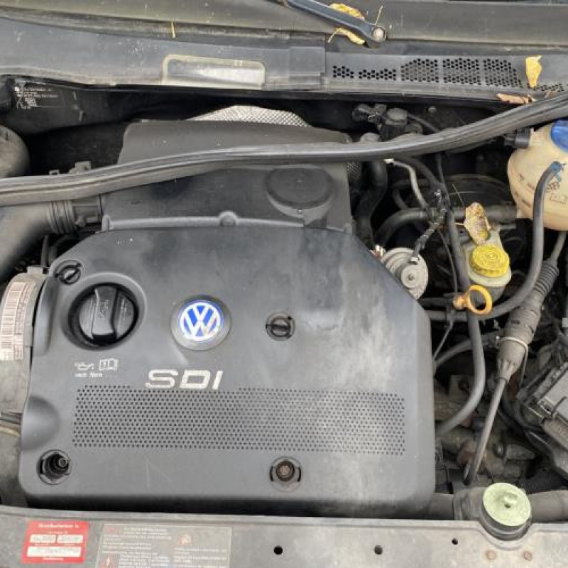 Capot VOLKSWAGEN POLO 3 Photo n°19