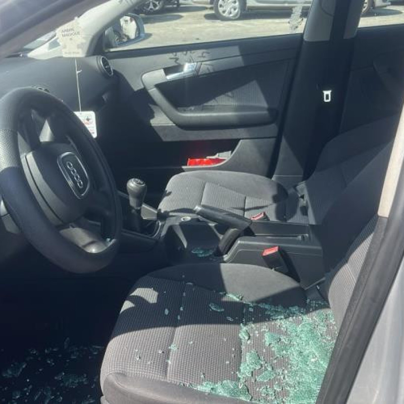 Serrure arriere droit AUDI A3 2 Photo n°16