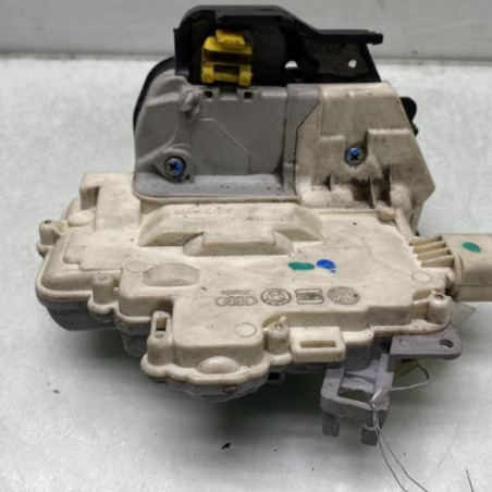 Serrure arriere gauche AUDI A3 2