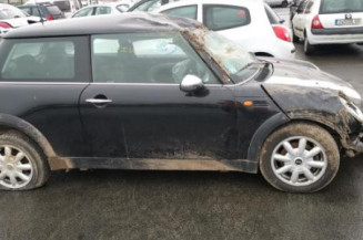 Poignee porte avant gauche MINI MINI 1 R50/R53