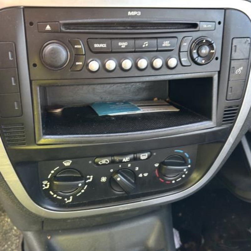Com (Bloc Contacteur Tournant+Commodo Essuie Glace+Commodo Phare) CITROEN C3 1 Photo n°15