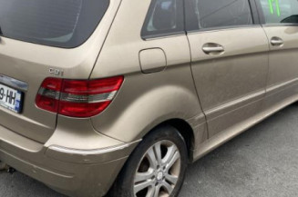 Feu arriere secondaire gauche (feux) MERCEDES CLASSE B 245