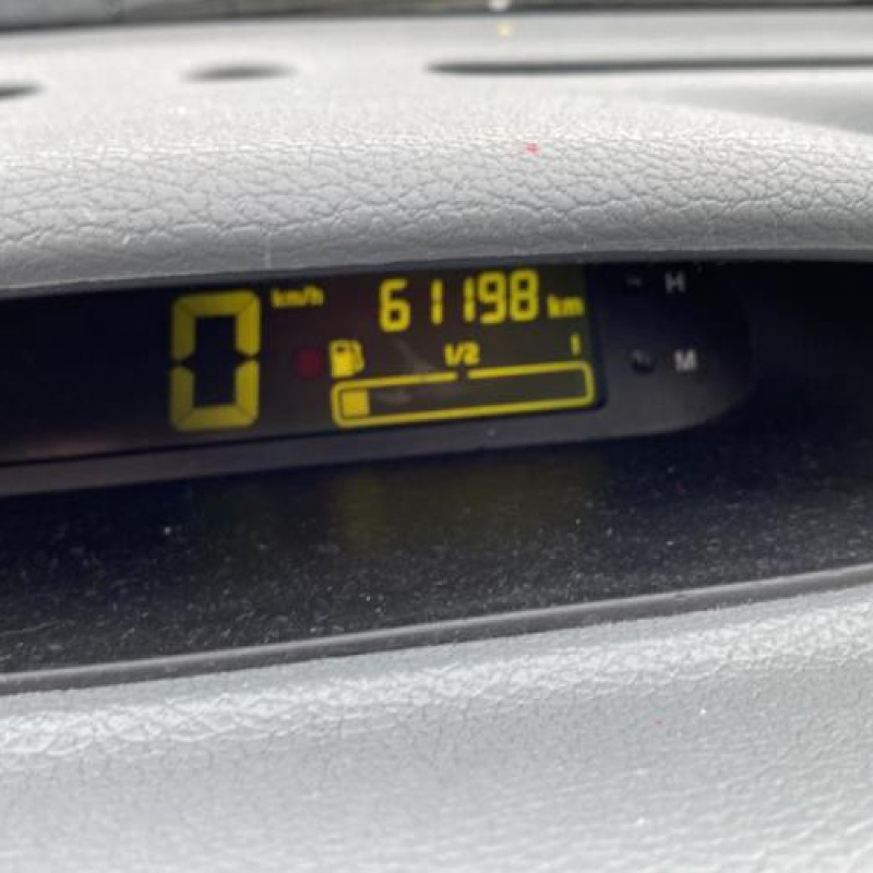 Poignee porte avant gauche RENAULT TWINGO 1 Photo n°19