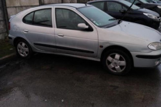 Optique avant principal droit (feux)(phare) RENAULT MEGANE 1