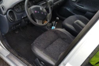 Moteur essuie glace avant RENAULT MEGANE 1