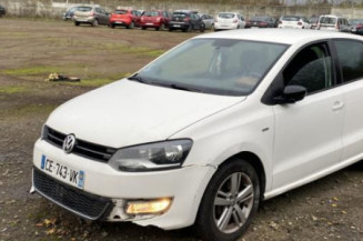 Bouton de coffre VOLKSWAGEN POLO 5