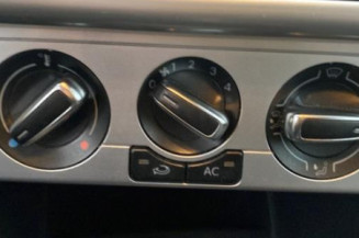 Bouton de coffre VOLKSWAGEN POLO 5