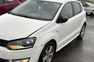 Bouton de coffre VOLKSWAGEN POLO 5