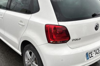 Bouton de coffre VOLKSWAGEN POLO 5