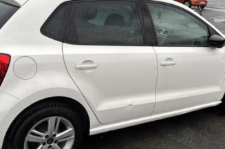 Bouton de coffre VOLKSWAGEN POLO 5