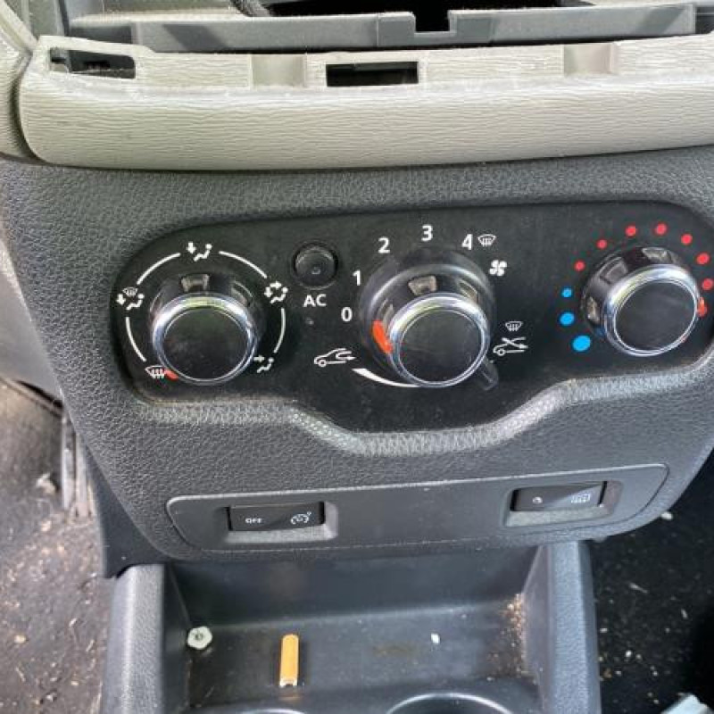 Poignee porte avant gauche DACIA LODGY Photo n°18