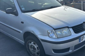 Retroviseur gauche VOLKSWAGEN POLO 3