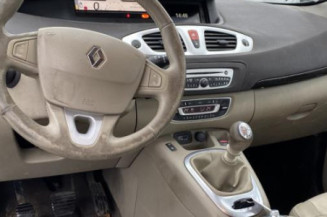 Feu arriere secondaire gauche (feux) RENAULT SCENIC 3