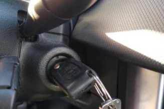 Pivot de moyeu avant gauche PEUGEOT 207