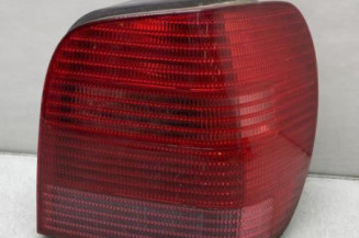 Feu arriere principal droit (feux) VOLKSWAGEN POLO 3 Photo n°1