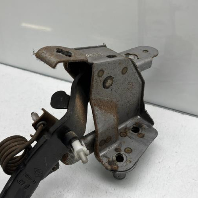 Pedale d'embrayage RENAULT GRAND MODUS Photo n°3