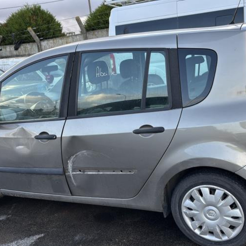 Pedale d'embrayage RENAULT GRAND MODUS Photo n°13