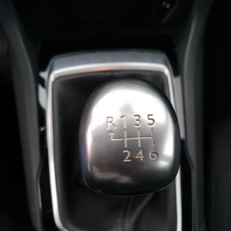 Ecran GPS PEUGEOT 308 2 Photo n°6