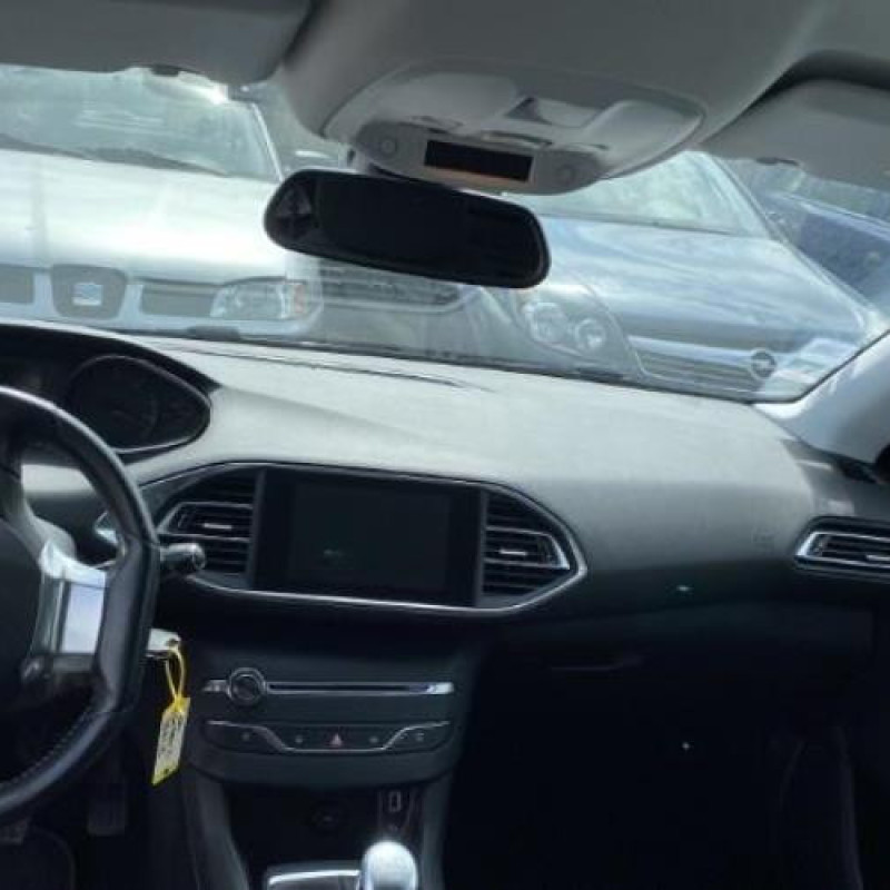 Ecran GPS PEUGEOT 308 2 Photo n°13