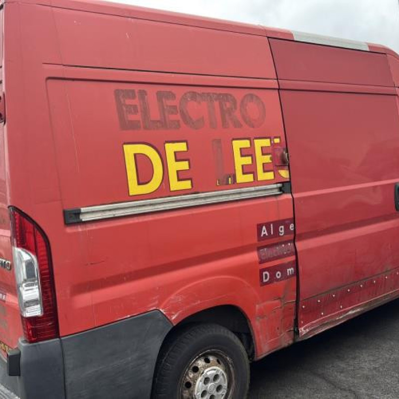 Feu arriere stop central FIAT DUCATO 3 Photo n°7