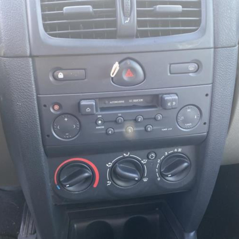 Pivot de moyeu avant droit RENAULT CLIO 2 Photo n°19