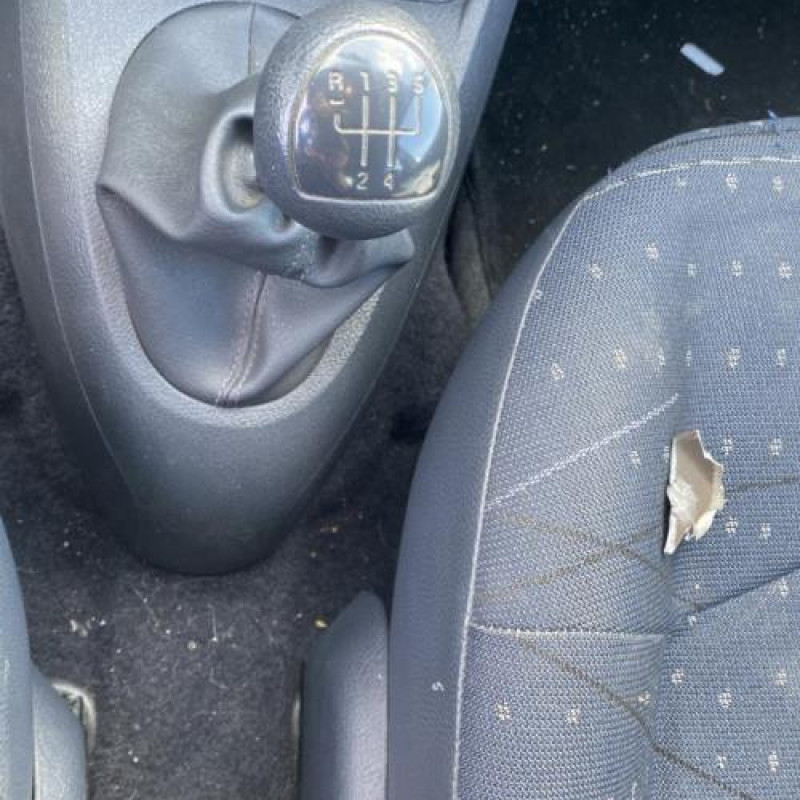Pivot de moyeu avant gauche RENAULT CLIO 2 Photo n°8