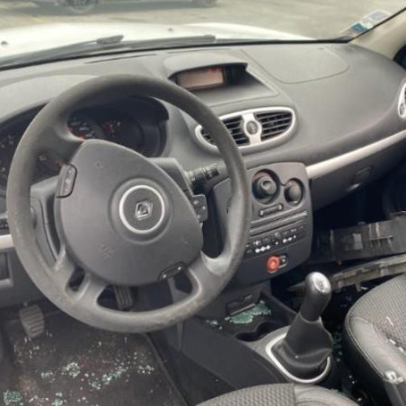 Poignee porte avant gauche RENAULT CLIO 3 Photo n°1