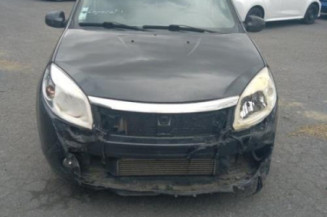 Feu arriere stop central DACIA SANDERO 1