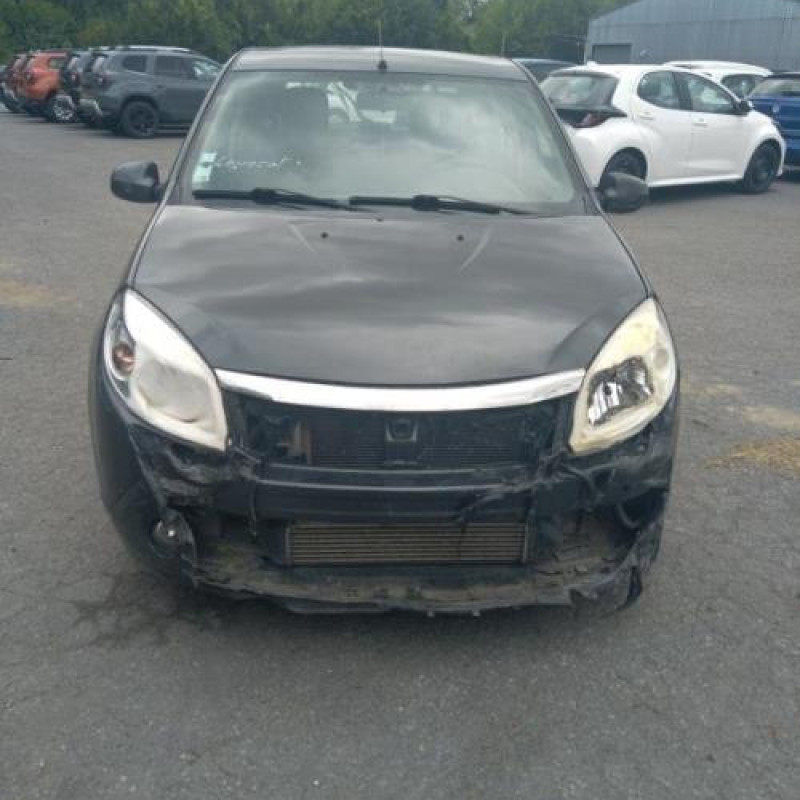 Feu arriere stop central DACIA SANDERO 1 Photo n°6
