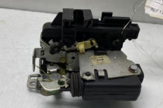 Serrure avant gauche DACIA SANDERO 1