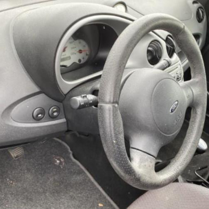 Plage arriere FORD KA 1 Photo n°7